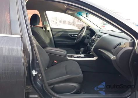 2015 Nissan Altima 2.5 S из США, поврежденный, VIN 1N4AL3AP5FC291472